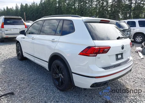 2024 Volkswagen Tiguan 2.0T Se R-Line Black z USA, uszkodzony, nr VIN 3VV8B7AX7RM202198